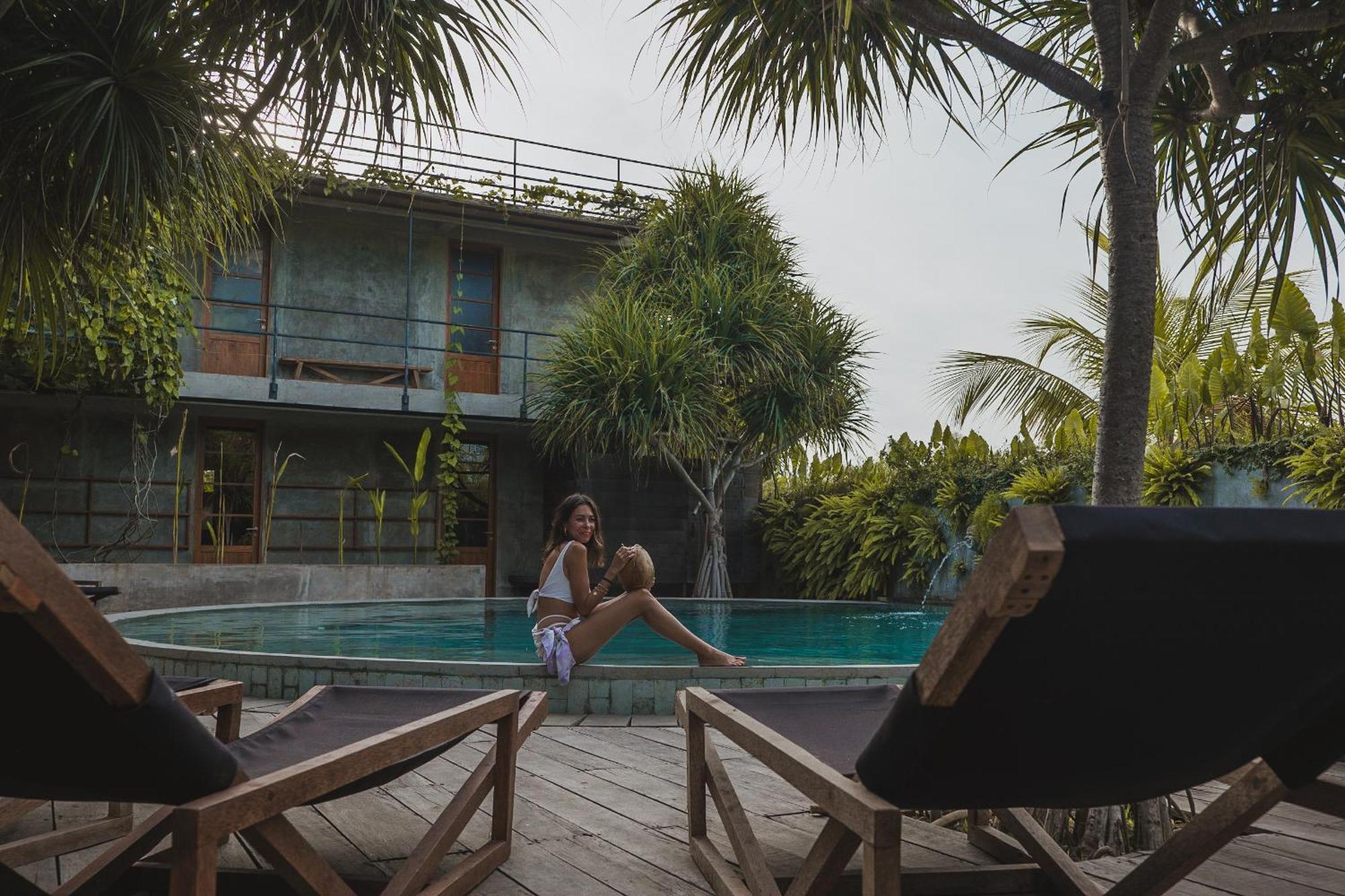 Mangroove Bay Boutique Hostel Banyuwedang Zewnętrze zdjęcie