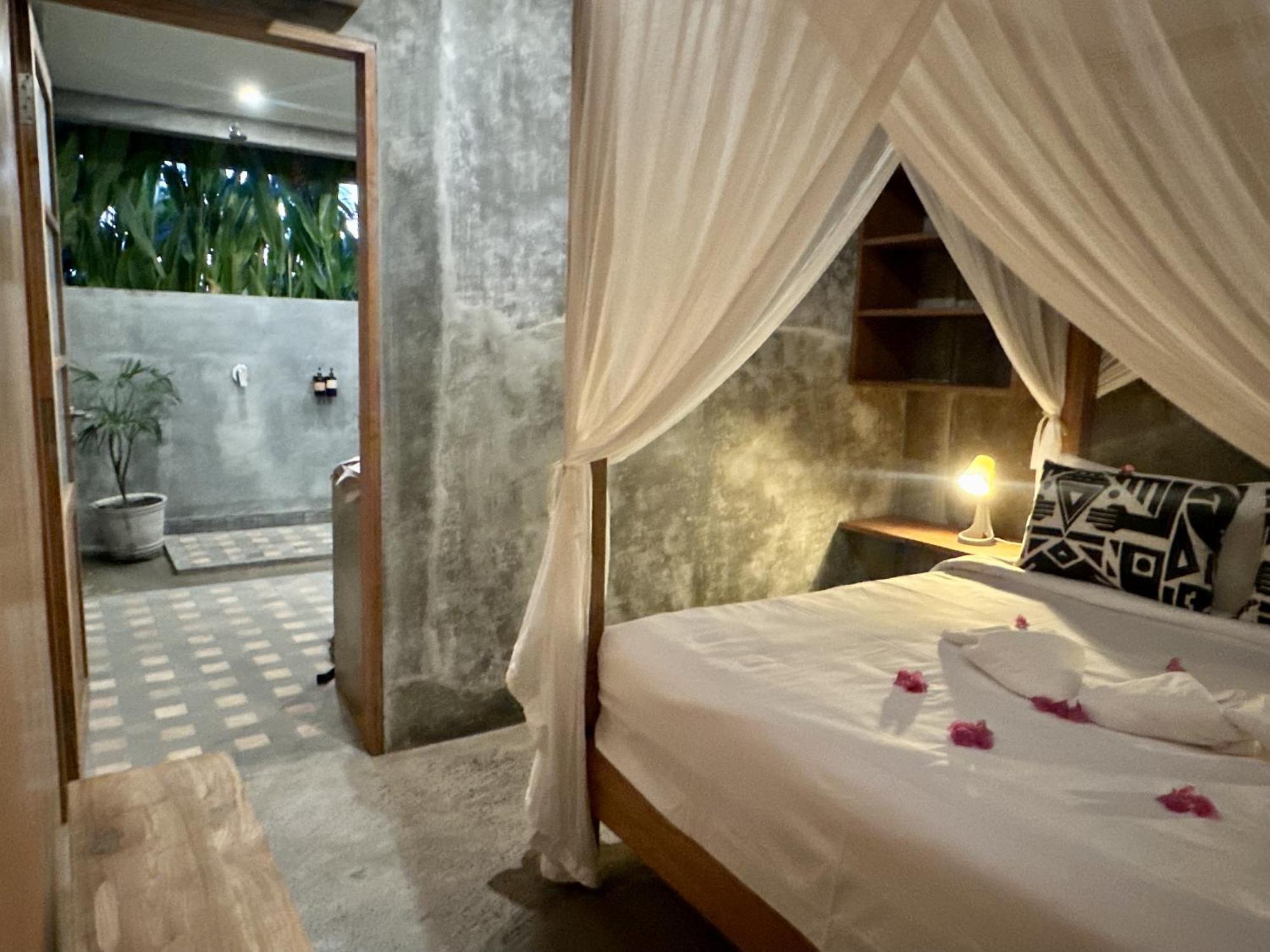 Mangroove Bay Boutique Hostel Banyuwedang Zewnętrze zdjęcie