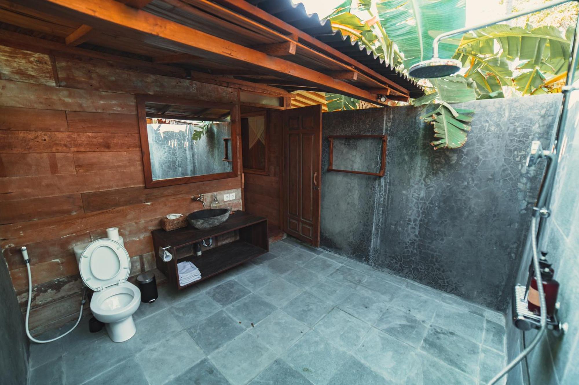 Mangroove Bay Boutique Hostel Banyuwedang Zewnętrze zdjęcie