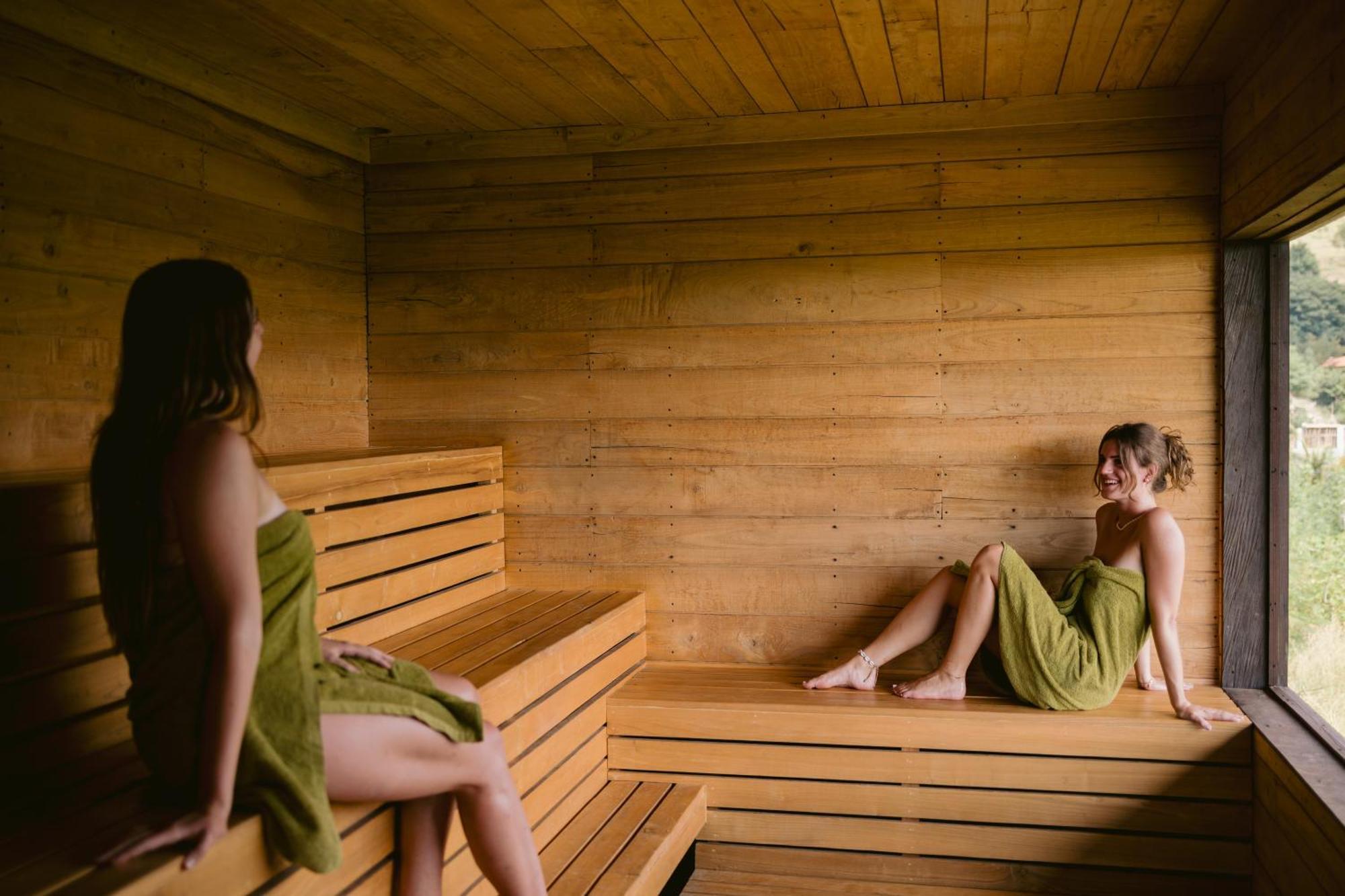 Mangroove Bay Boutique Hostel Banyuwedang Zewnętrze zdjęcie